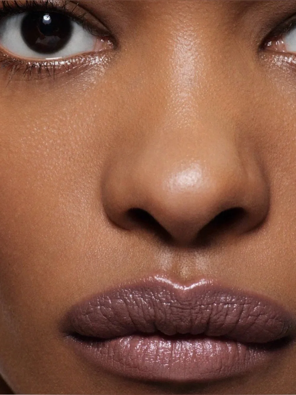 NWOT Victoria Beckham Posh Lipstick in Pose - Mid Toned Mauve Shade